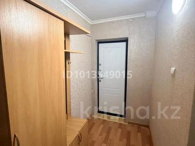 1-комнатная квартира · 35 м² · 1/5 этаж, БУЛЬВАР ГАГАРИНА 34 — КАРБЫШЕВА СЕВАСТОПОЛЬСКАЯ за 12.7 млн ₸ в Усть-Каменогорске