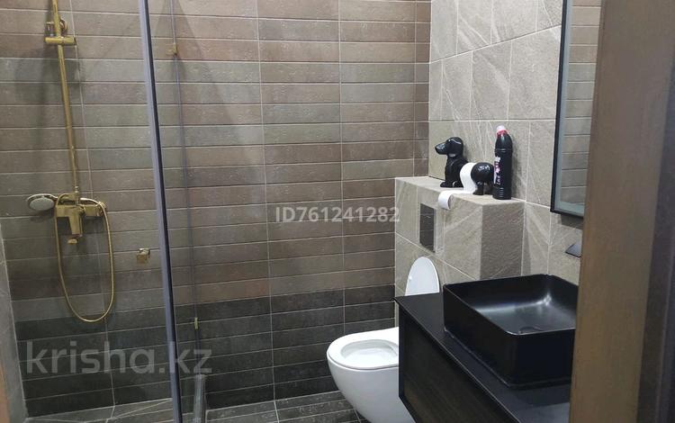 1-комнатная квартира · 56 м² · 16/16 этаж, 17-й мкр, ​17-й микрорайон 6 за 250 000 ₸ в Актау — фото 2