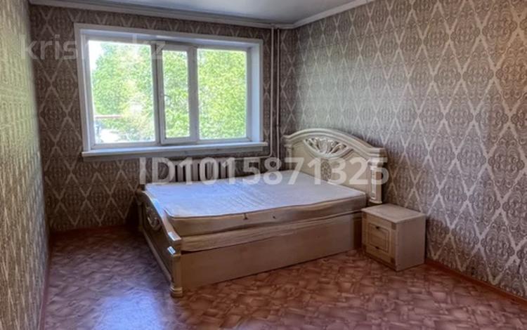 2-бөлмелі пәтер · 48 м² · 2/5 қабат, 19-шағынаудан 52, бағасы: 13.5 млн ₸ в Караганде, Алихана Бокейханова р-н — фото 2