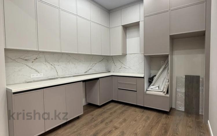 3-комнатная квартира · 60.5 м² · 3/10 этаж, 40-й мкр 2 за 35 млн ₸ в Актау — фото 2