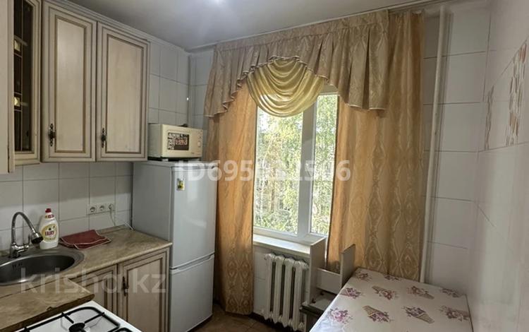 3-комнатная квартира · 59 м² · 4/5 этаж, мкр Казахфильм 10 за 300 000 ₸ в Алматы, Бостандыкский р-н — фото 9