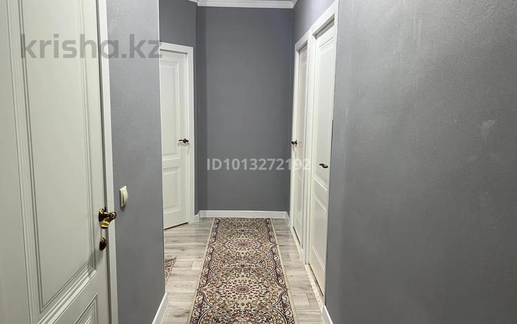 3-бөлмелі пәтер · 78.2 м² · 3/4 қабат, "Шығыс 2" ш/а. 380, бағасы: 19.5 млн ₸ в Актау, мкр "Шыгыс 2" — фото 2