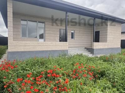 Отдельный дом · 4 комнаты · 138 м² · 5 сот., Аблайхана 178 — Район Саукеле Сду Южный, Карлыгаш за 25 млн 〒 в Каскелене