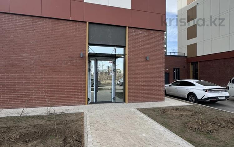 Свободное назначение · 89.6 м² за 600 000 ₸ в Астане, Нура р-н — фото 10