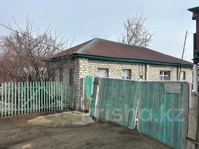 Продажа домов и дачи в Восточно-Казахстанской обл.: Отдельный дом · 3 комнаты · 50.3 м² · 15 сот., Жеңіс көшесі 11 за 4.5 млн 〒 Отдельный дом · 3 комнаты · 50.3 м² · 15 сот., Жеңіс көшесі 11 за 4.5 млн 〒 в Мамай Батыра