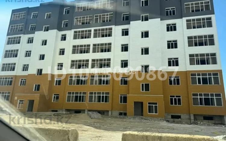 2-комнатная квартира · 75 м², 32В мкр участок — Вдоль дороги за 7.5 млн ₸ в Актау — фото 2