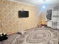 3-комнатная квартира · 65 м² · 1/5 этаж, Ружейникова 12 — Жанбыла за 16 млн 〒 в Уральске — фото 2