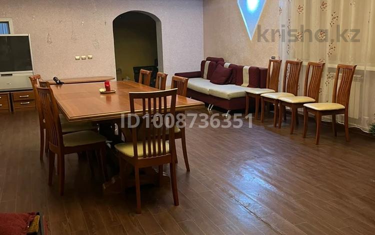 Үйдің бір бөлігі · 4 бөлме · 170 м², Майкудук, Мкр Шахтёрский 5, бағасы: 400 000 〒 в Караганде, Алихана Бокейханова р-н — фото 2