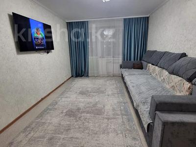 3-комнатная квартира · 65.5 м² · 6/9 этаж, Карагайлы 82 за 31 млн 〒 в Семее