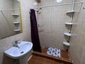 3-комнатная квартира, 50.04 м², 1/5 этаж помесячно, Назарбаева за 150 000 〒 в Караганде, Казыбек би р-н — фото 8