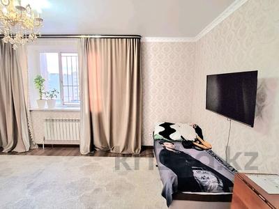 2-бөлмелі пәтер · 72 м² · 6/8 қабат, А-98 16, бағасы: 33.9 млн ₸ в Астане, Есильский р-н