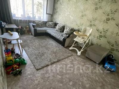 2-комнатная квартира, 65 м², 2/5 этаж помесячно, Гастелло за 90 000 〒 в Петропавловске