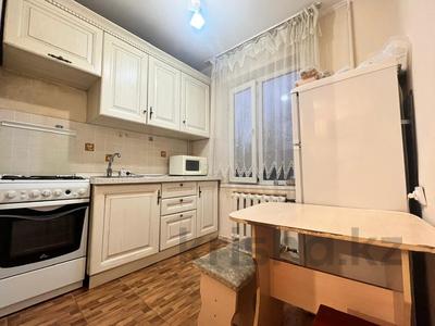 Пәтерлер в Алматы: 2-бөлмелі пәтер · 45 м² · 1/5 қабат, мкр Тастак-2, Толе би (Комсомольская), бағасы: 32 млн 〒 2-бөлмелі пәтер · 45 м² · 1/5 қабат, мкр Тастак-2, Толе би (Комсомольская), бағасы: 32 млн 〒 в Алматы, Алмалинский р-н