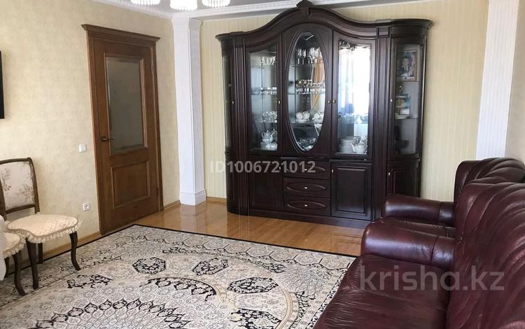 3-бөлмелі пәтер · 82 м² · 7/9 қабат, мкр Жана Орда, бағасы: 31 млн ₸ в Уральске — фото 2
