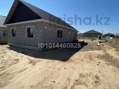 Отдельный дом · 4 комнаты · 130 м² · 8 сот., Бастау 19 — Оркен за 18 млн ₸ в Караой