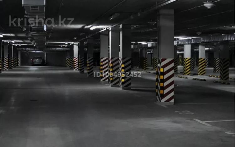 Паркинг · 15 м² · Бокейхана 25А — Фариза Оңғарсынова за 45 000 ₸ в Астане, Есильский р-н — фото 2