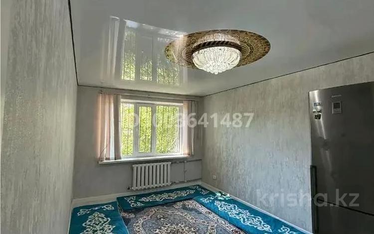 3-комнатная квартира · 58 м² · 1/5 этаж, ул. Абая 66 за 12.5 млн ₸ в Темиртау — фото 2