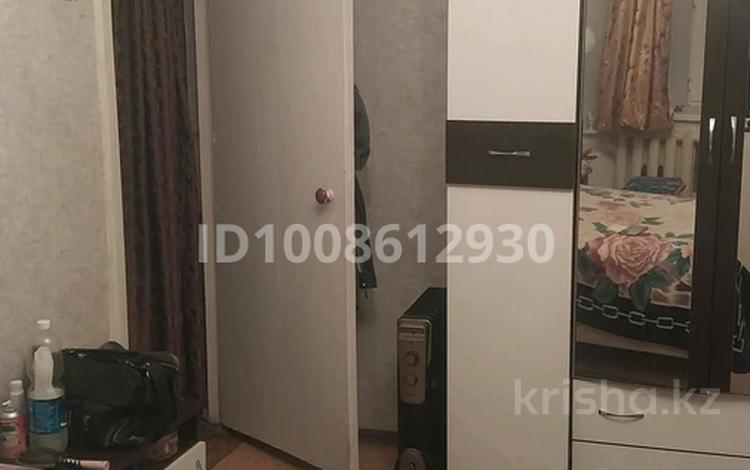 3-бөлмелі пәтер · 60 м² · 5/5 қабат, мкр Михайловка , Осевая, бағасы: 12 млн ₸ в Караганде, Казыбек би р-н — фото 2