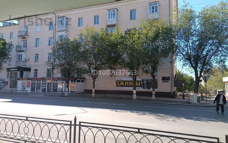 3-бөлмелі пәтер · 63 м² · 2/5 қабат, Караменде би 6 — Напротив ТД Керуен, бағасы: ~ 26 млн ₸ в Балхаше — фото 19