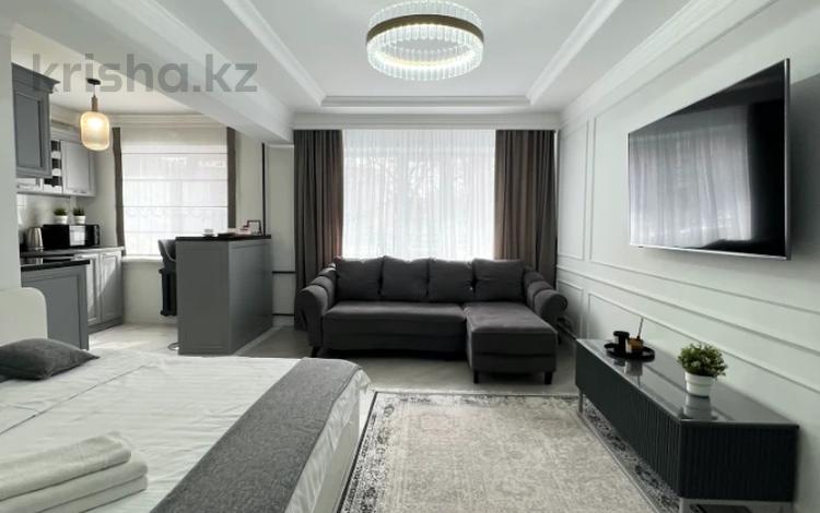 1-комнатная квартира, 35 м², 1/3 этаж посуточно, Бакинская 2 за 15 000 〒 в Павлодаре — фото 22