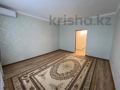 2-комнатная квартира · 73 м² · 2/5 этаж, Халел Досмухамедова 93 за 25 млн 〒 в Атырау