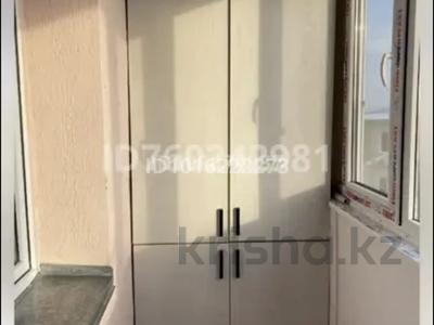 1-бөлмелі пәтер · 43 м² · 4/5 қабат, 1 мкр 41/1 — Возле садика Акдидар, бағасы: 160 000 ₸ в Конаеве