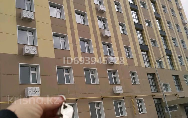 3-комнатная квартира, 63 м², 5/7 этаж помесячно, Есымхан 24 — Арена за 100 000 〒 в Туркестане — фото 2