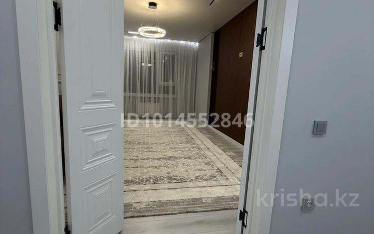2-комнатная квартира · 65 м² · 2/14 этаж, 189 квартал уч. 25/1 за 200 000 ₸ в Шымкенте, Абайский р-н — фото 2