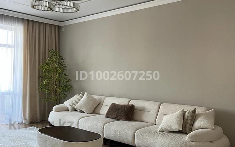 3-бөлмелі пәтер · 115.8 м² · 5/5 қабат, Исаева 71 — Галактика, бағасы: 72 млн ₸ в Уральске, мкр Школьник — фото 31