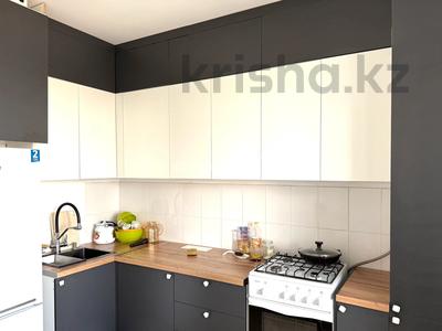 Пәтерлер в Западно-Казахстанской обл.: 2-бөлмелі пәтер · 60 м² · 9/9 қабат, Политехническая 1/1, бағасы: 22 млн 〒 2-бөлмелі пәтер · 60 м² · 9/9 қабат, Политехническая 1/1, бағасы: 22 млн 〒 в Уральске