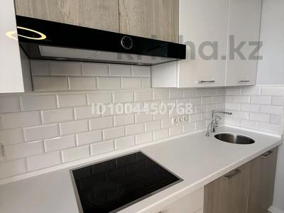 Аренда квартир в Карагандинской обл.: 2-комнатная квартира · 71 м² · 5/8 этаж, мкр Михайловка , Касыма Аманжолова 41 за 450 000 〒 2-комнатная квартира · 71 м² · 5/8 этаж, мкр Михайловка , Касыма Аманжолова 41 за 450 000 〒 в Караганде, Казыбек би р-н