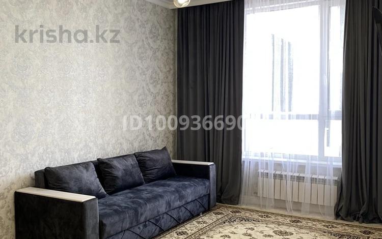 2-комнатная квартира · 60 м² · 7/12 этаж, Санжара Асфендиярова 1 за 300 000 ₸ в Астане, Нура р-н — фото 2