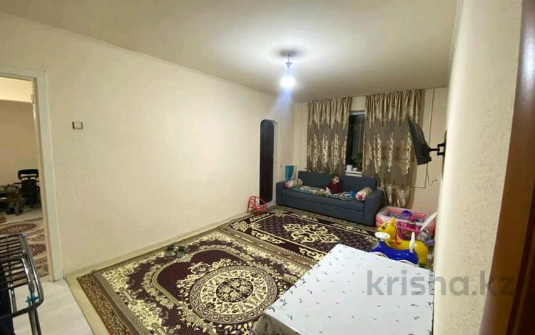 2-бөлмелі пәтер · 45 м² · 1/5 қабат, 11 микрорайон — Уалиханова, бағасы: 16 млн ₸ в Шымкенте — фото 3