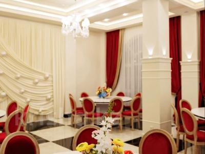 Комплекс: ресторан, караоке, гостиница · 1300 м², бағасы: ~ 2.1 млрд ₸ в Алматы, Наурызбайский р-н