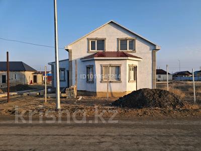 Отдельный дом · 5 комнат · 180 м² · 6 сот., Шамсутдина Сарсенова 41 за 25 млн 〒 в Атырау, мкр Авангард-2