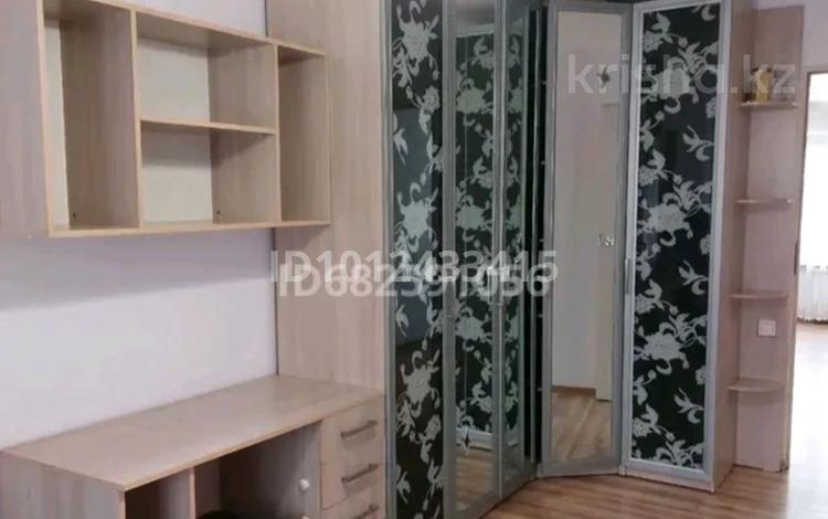 2-бөлмелі пәтер · 44 м² · 1/5 қабат, мкр Аксай-2А, Сайна 6 сайна 6, бағасы: 32 млн ₸ в Алматы, Ауэзовский р-н — фото 2