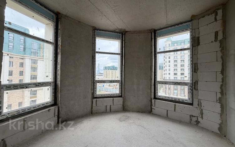 3-комнатная квартира · 127 м² · 5/12 этаж, А 32 2Б за 108 млн ₸ в Астане, Сарайшык р-н — фото 2