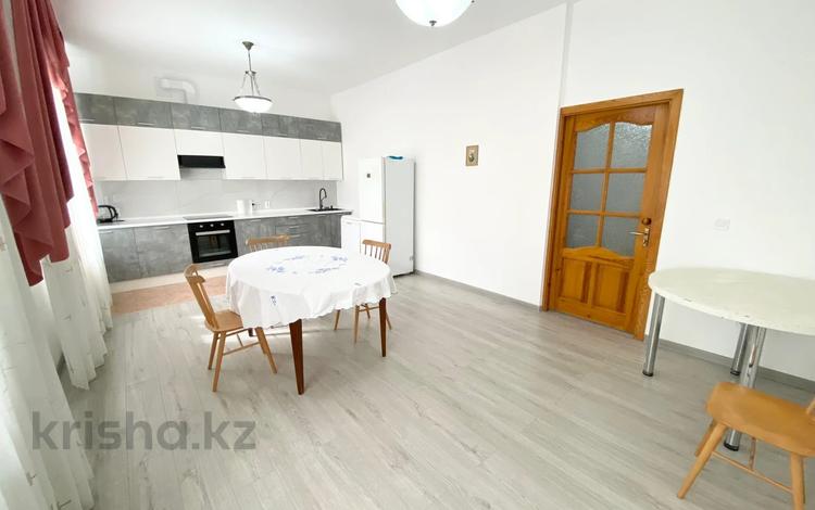 4-бөлмелі пәтер · 155 м² · 5/9 қабат, Абая 18 — Сарыарка, бағасы: 75.9 млн ₸ в Астане, Сарыарка р-н — фото 2