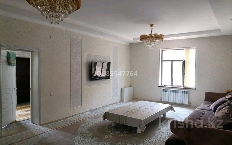 Отдельный дом · 5 комнат · 238 м² · 8 сот., мкр Достык , Достык Мзтау автоцон за 65 млн 〒 в Шымкенте, Абайский р-н — фото 2