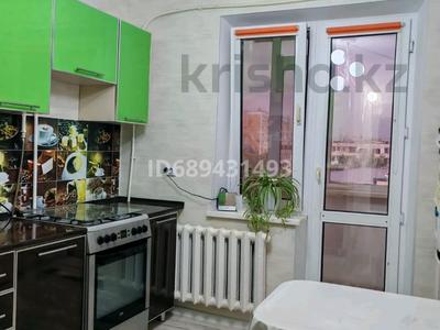 3-комнатная квартира · 70 м² · 5/5 этаж, мкр 8, Абулхаирхана 62/1 — 101стр.Возле Куаныш клиники за 21.9 млн ₸ в Актобе