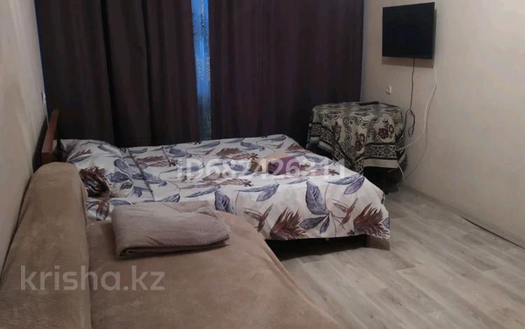 1-комнатная квартира · 30 м² · 1/5 этаж, мкр Юго-Восток 20 — Республика за 12 млн ₸ в Караганде, Казыбек би р-н — фото 10
