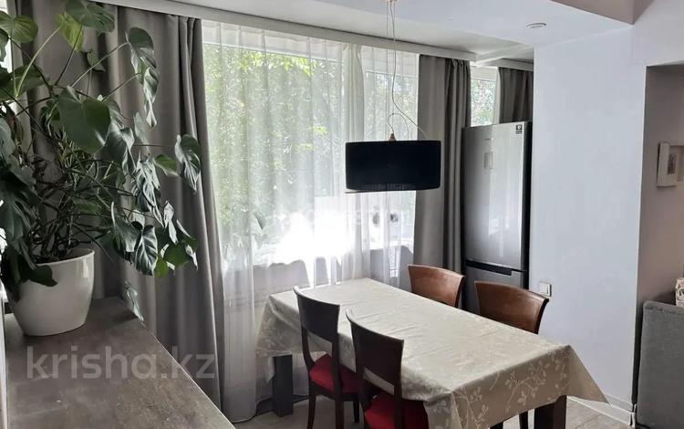 3-бөлмелі пәтер · 90 м² · 4/5 қабат, Аль фараби — Ходжанова, бағасы: 79.9 млн ₸ в Алматы, Бостандыкский р-н — фото 2
