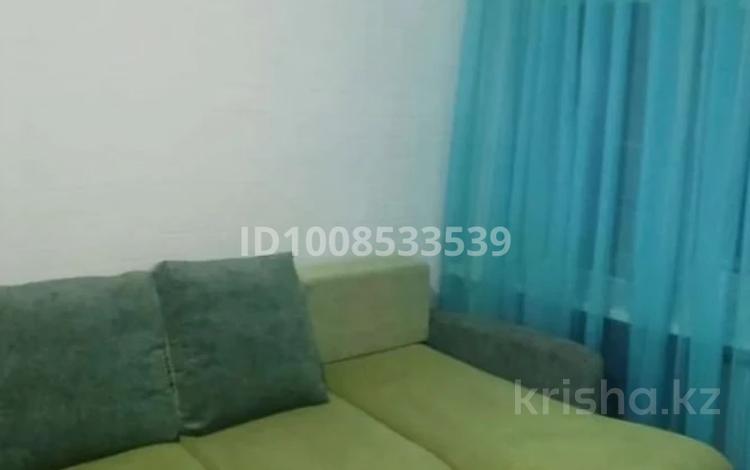 1 бөлме · 15 м², Сатпаева 15/2, бағасы: 150 000 ₸ в Усть-Каменогорске — фото 2