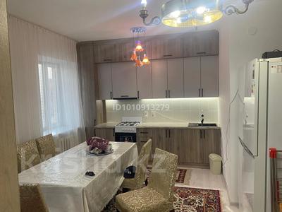 2-бөлмелі пәтер · 38 м² · 4/5 қабат, 4 квартал 17, бағасы: 25 млн 〒 в 