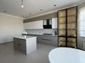 Отдельный дом · 8 комнат · 500 м² · 15 сот., Улица Жолыбай Шахшабасова 36 — Науалы супермаркет за 80 млн ₸ в Саина Шапагатовой — фото 2