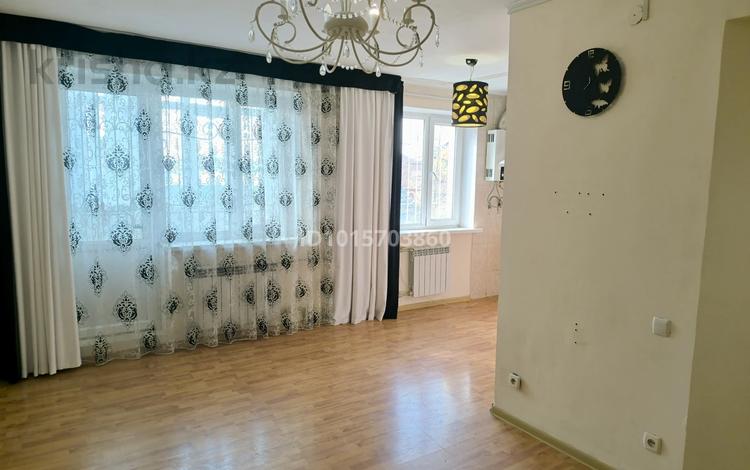 2-комнатная квартира · 42.4 м² · 3/5 этаж, Толе би 43 — Толе би - Абая за 20 млн ₸ в Таразе — фото 2