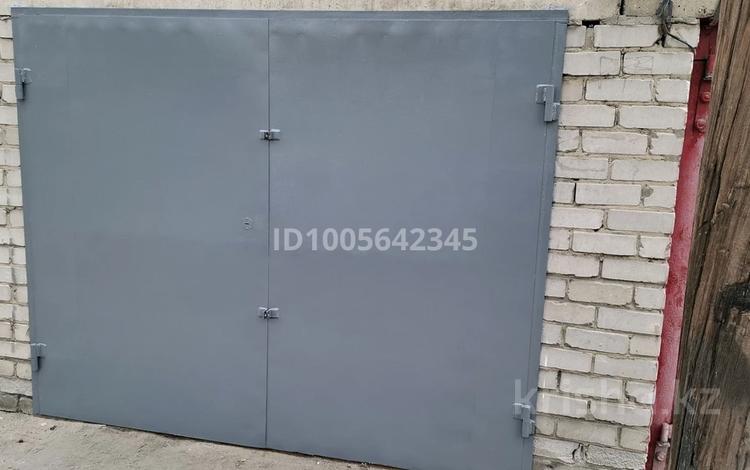 Гараж · 18 м² · Школьная 12б, бағасы: 1.2 млн ₸ в Семее — фото 2