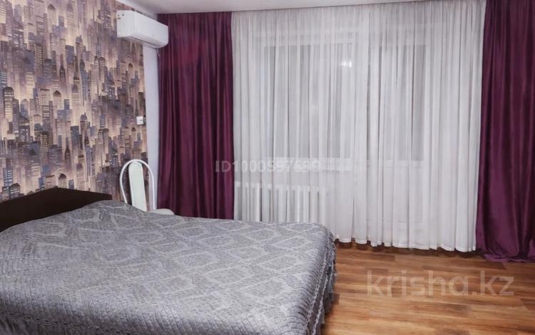 1-комнатная квартира · 40 м² · 6/10 этаж, Валиханова — Каспи банк, ЦУМ (центр) за 13 000 ₸ в Семее — фото 21
