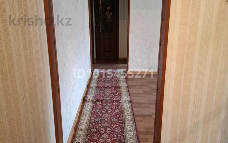 3-бөлмелі пәтер · 72 м² · 2/5 қабат, 8-шағынаудан, Байтельенова 35, бағасы: 200 000 ₸ в Шымкенте, Туран р-н — фото 2