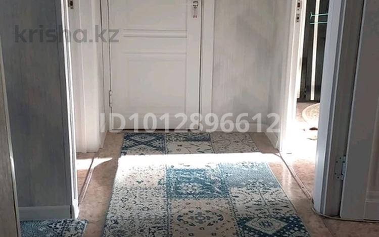 3-комнатная квартира · 70 м² · 5/5 этаж, 12-й мкр 71 — Ақтау қаласының орталығында орналасқан, орналасқан жері өте қолайлы за 18 млн ₸ в Актау — фото 2